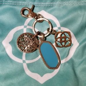 Shirley keychain turquoise